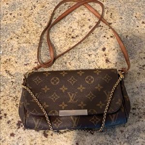 Louis Vuitton Favorite PM